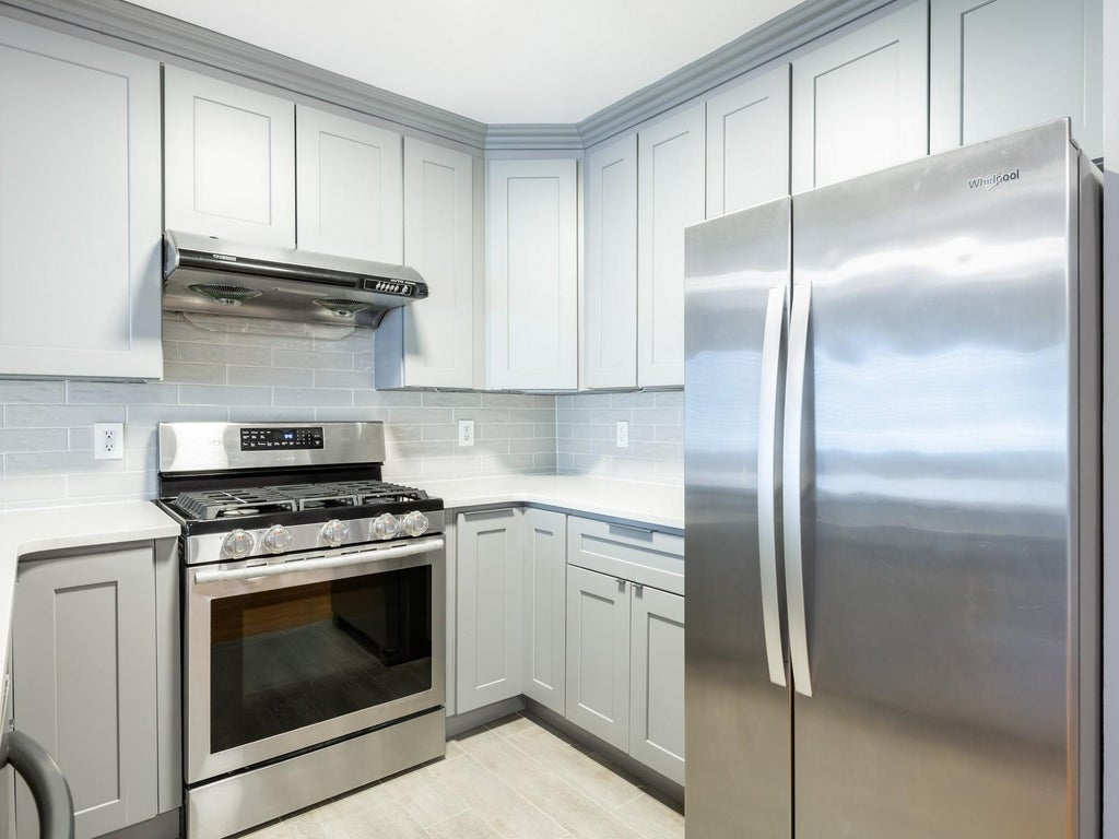 12 of 32 - 212-14 42 Avenue # 14b, Bayside, NY