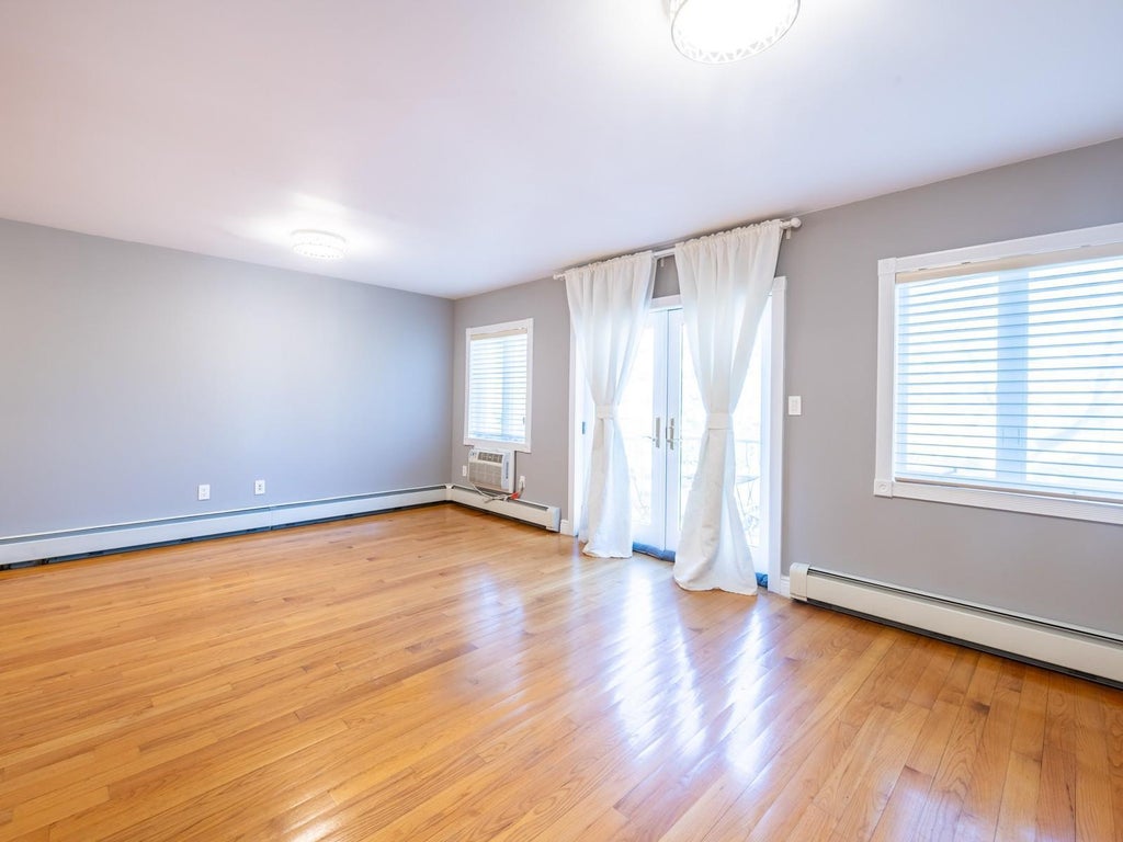 16 of 32 - 212-14 42 Avenue # 14b, Bayside, NY