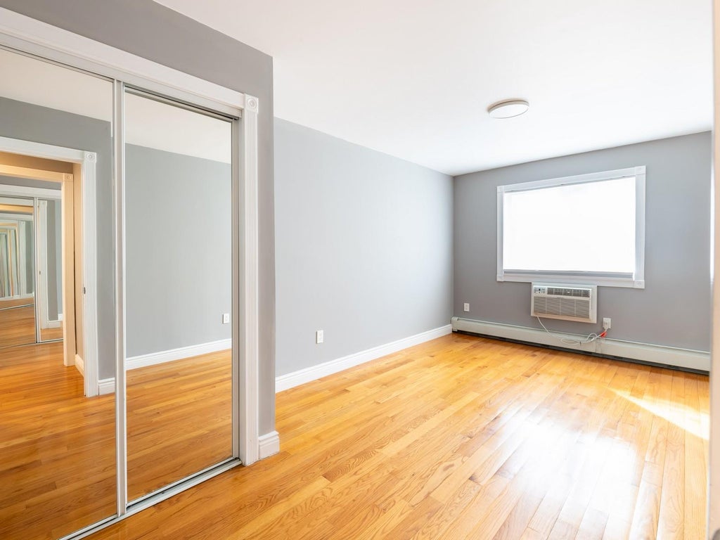 25 of 32 - 212-14 42 Avenue # 14b, Bayside, NY