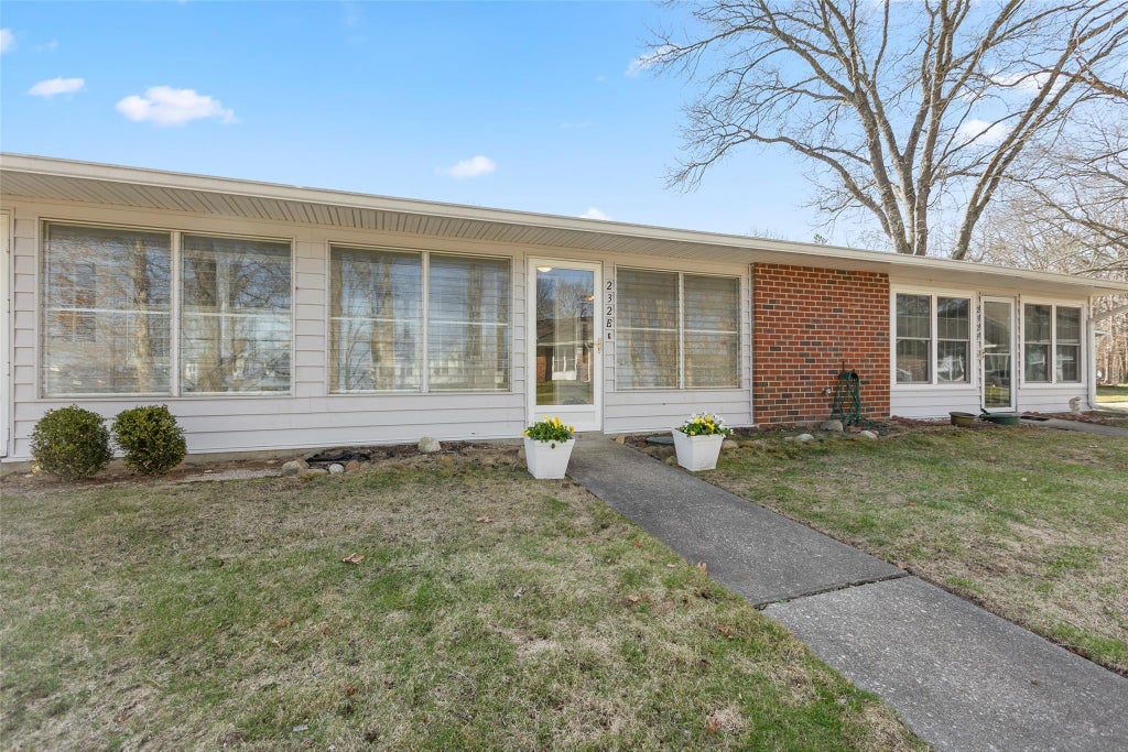1 of 18 - 232 Blackpool Court #, Ridge, NY