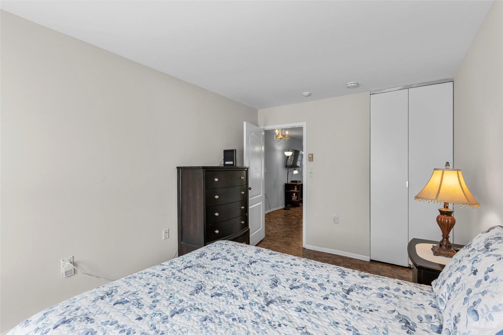 15 of 18 - 232 Blackpool Court #, Ridge, NY