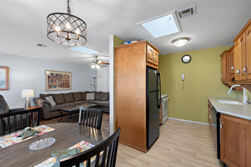 6 of 18 - 232 Blackpool Court #, Ridge, NY