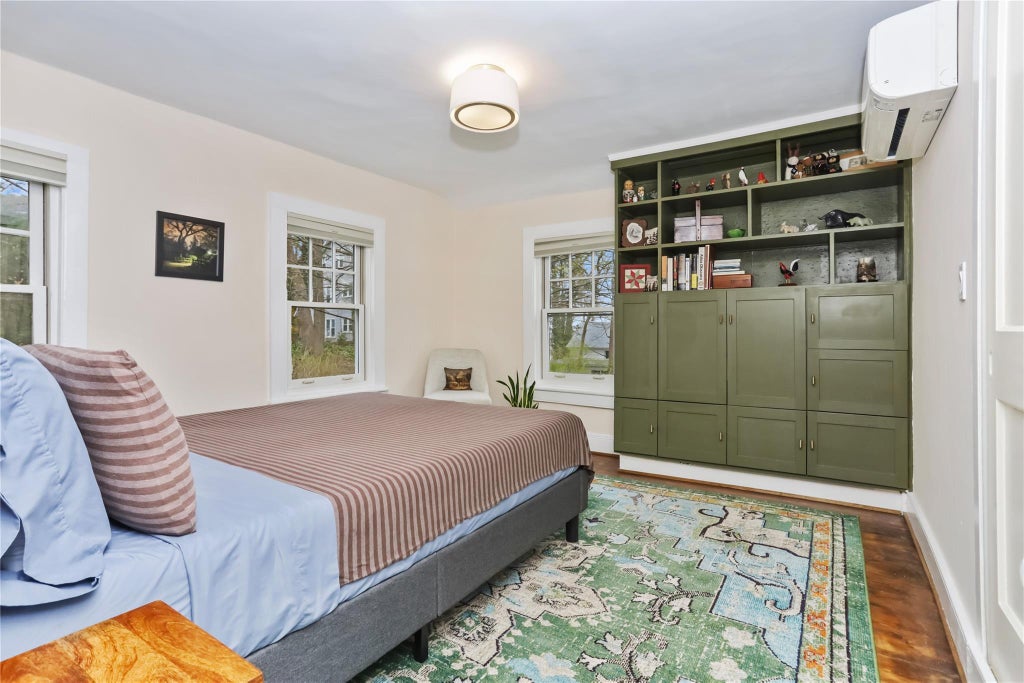 15 of 35 - 354 Bronxville Road, Bronxville, NY