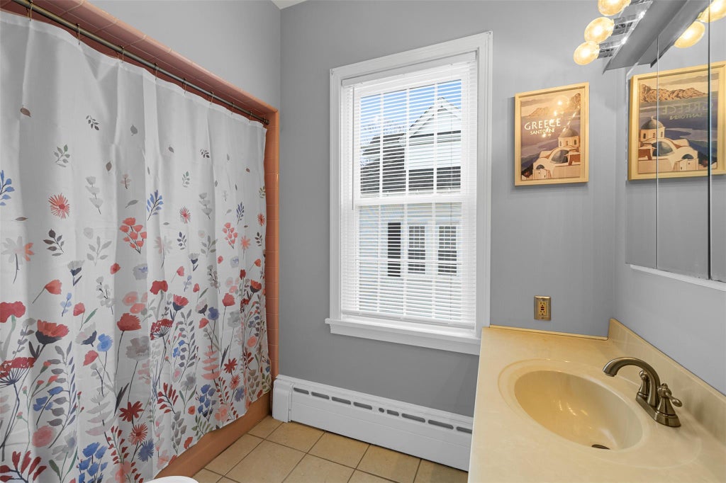 22 of 42 - 117 Main St., Port Jervis, NY