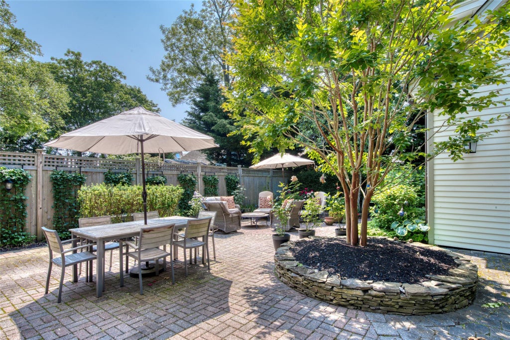 6 of 22 - 1740 Village Lane, Orient, NY