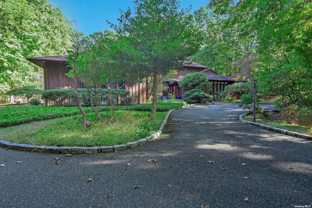 4 of 36 - 6 Cliffside Drive, Port Jefferson, NY