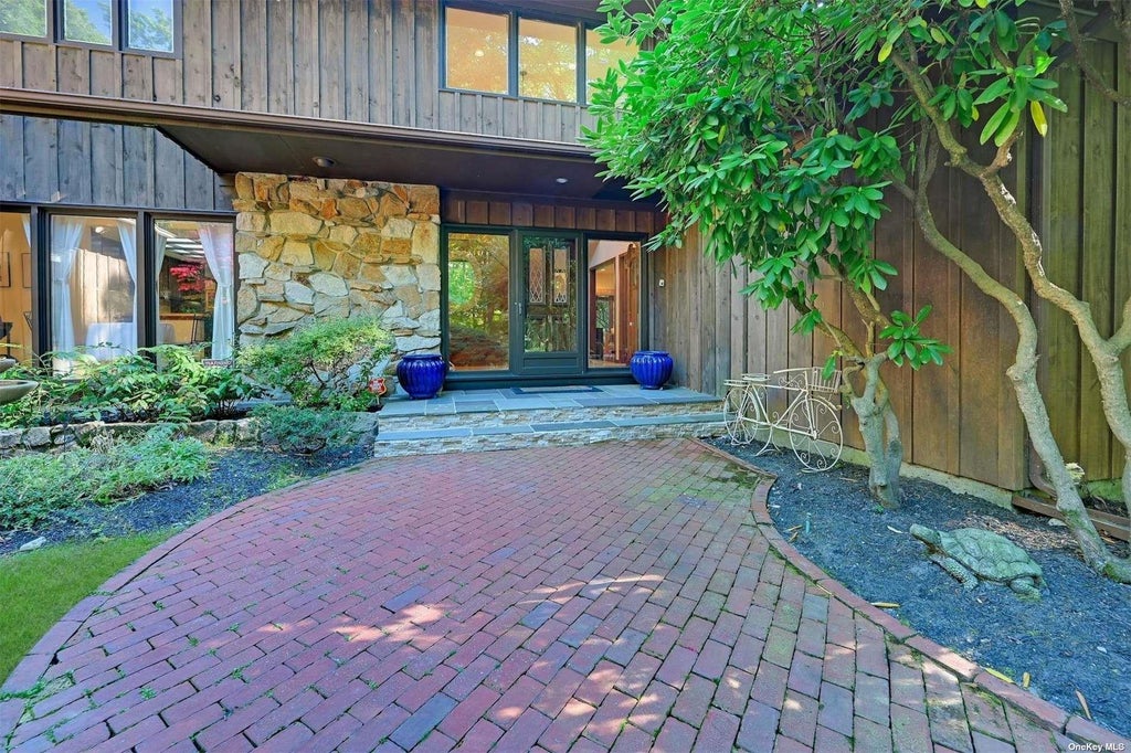 5 of 36 - 6 Cliffside Drive, Port Jefferson, NY