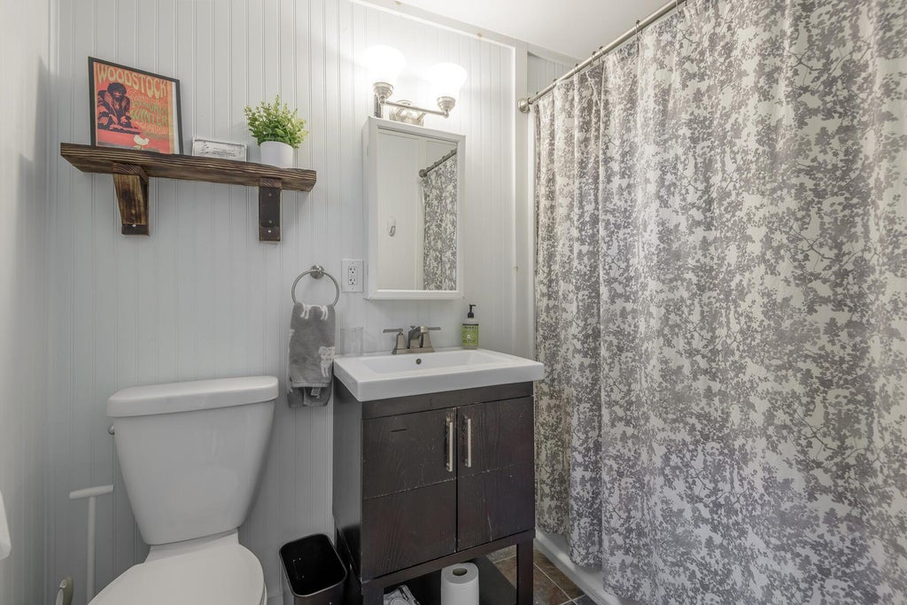 9 of 33 - 328 John Joy Road, Woodstock, NY
