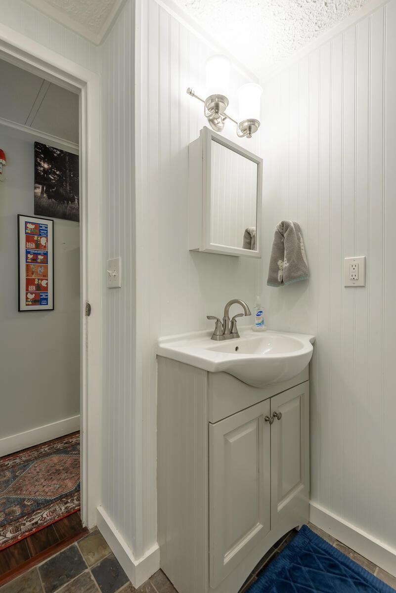 17 of 33 - 328 John Joy Road, Woodstock, NY