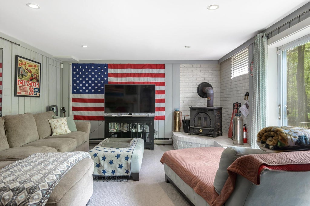 19 of 33 - 328 John Joy Road, Woodstock, NY
