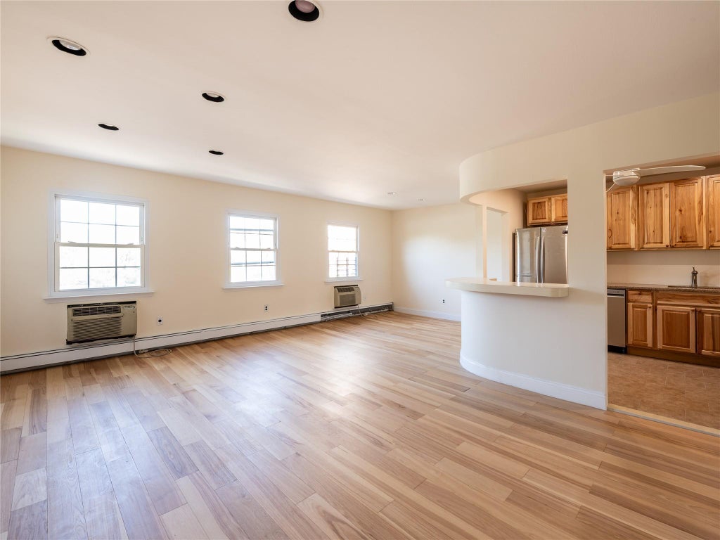 2 of 30 - 1328 Robin Lane # 67u, Bayside, NY