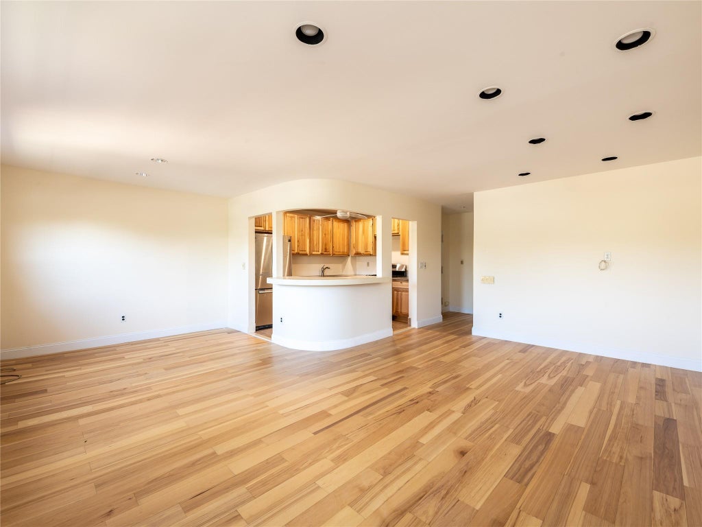 4 of 30 - 1328 Robin Lane # 67u, Bayside, NY