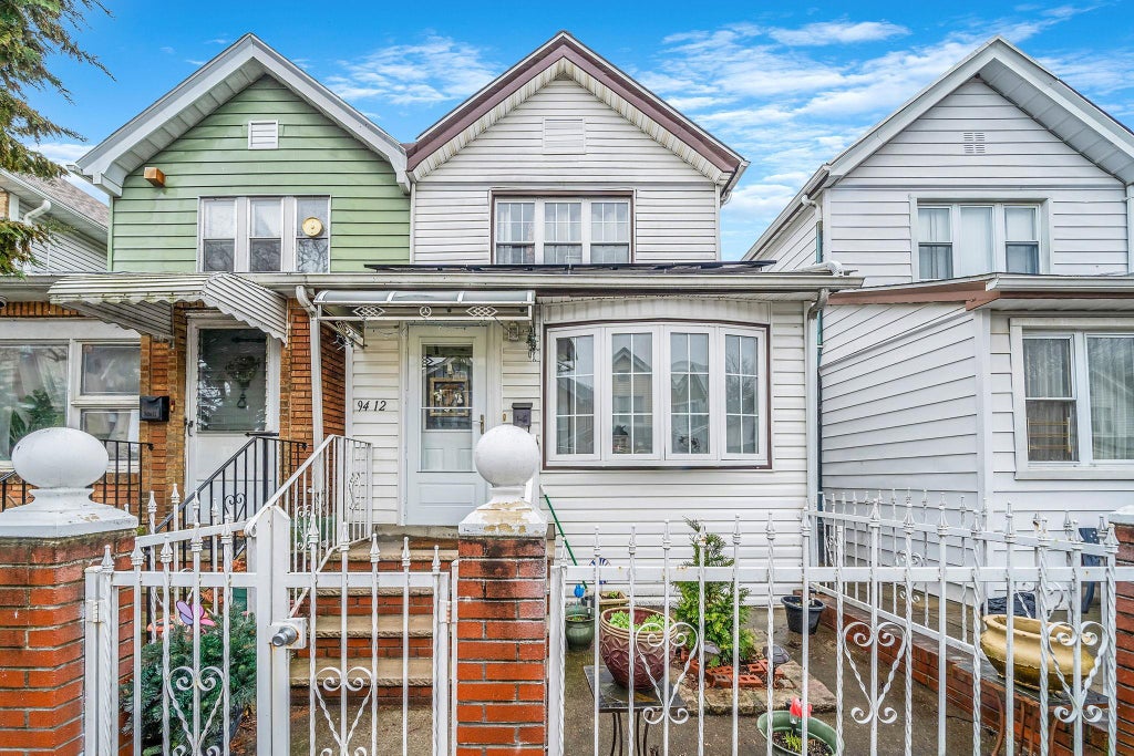 9412 82nd Place, Ozone Park