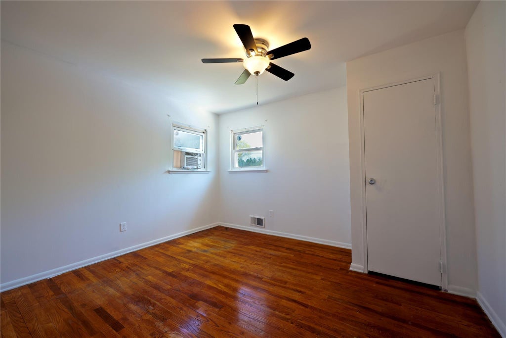 9 of 22 - 27 Campo Avenue, Selden, NY