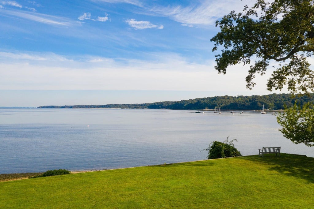 17 of 28 - 1420 Ridge Road, Laurel Hollow, NY