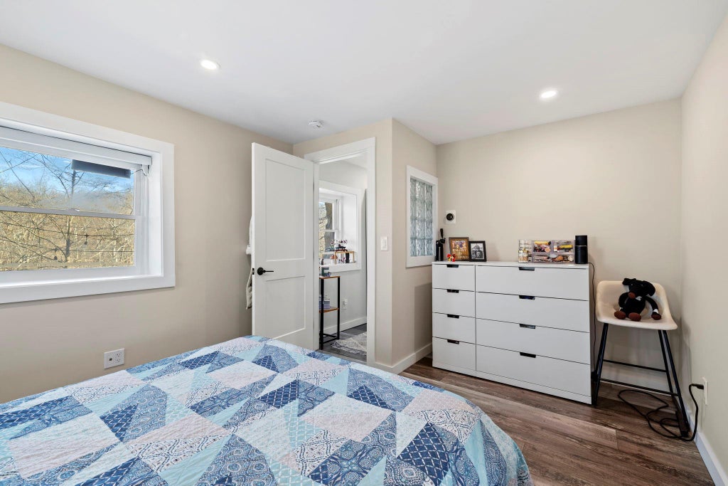 15 of 41 - 63 Hortontown Hill Road, Hopewell Junction, NY
