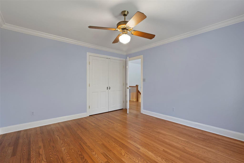 23 of 37 - 7 Locust Avenue, Setauket, NY
