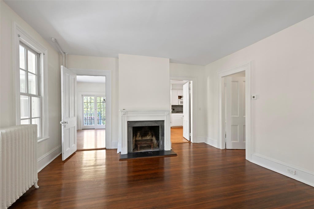 12 of 29 - 197 Christian Avenue, Stony Brook, NY