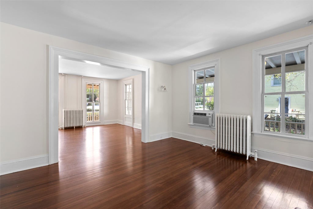 13 of 29 - 197 Christian Avenue, Stony Brook, NY