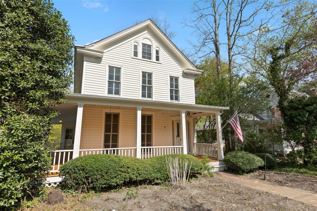1 of 29 - 197 Christian Avenue, Stony Brook, NY