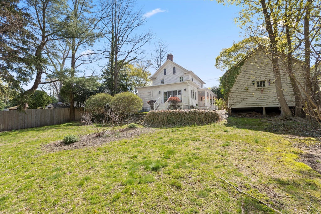 5 of 29 - 197 Christian Avenue, Stony Brook, NY