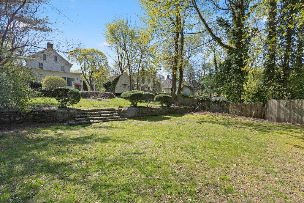 7 of 29 - 197 Christian Avenue, Stony Brook, NY