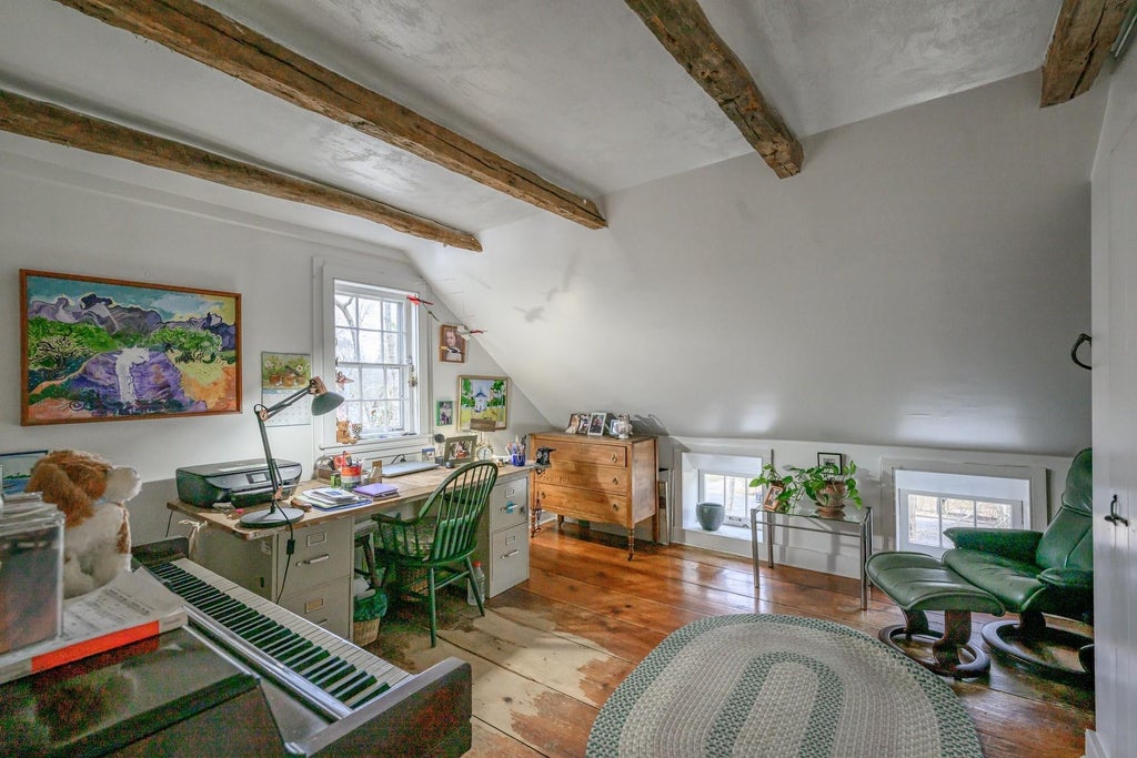 21 of 32 - 5050 Pequash Avenue, Cutchogue, NY