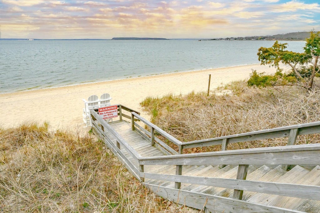 24 of 32 - 5050 Pequash Avenue, Cutchogue, NY
