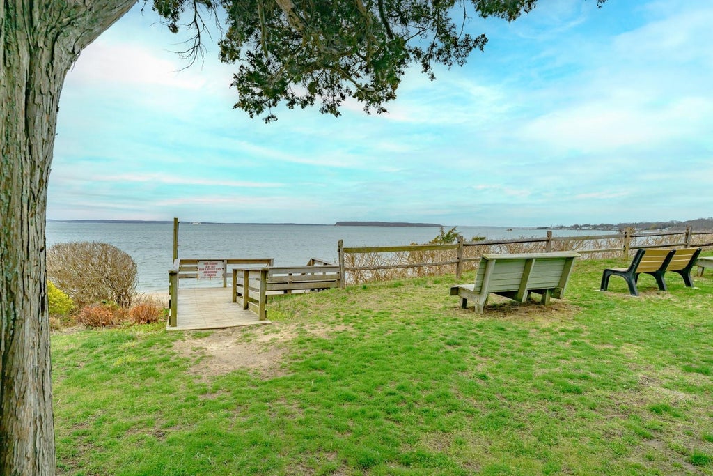 27 of 32 - 5050 Pequash Avenue, Cutchogue, NY
