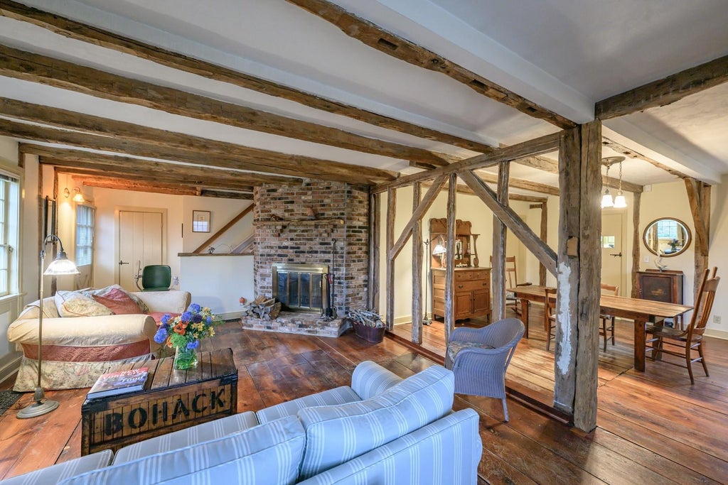 5 of 32 - 5050 Pequash Avenue, Cutchogue, NY
