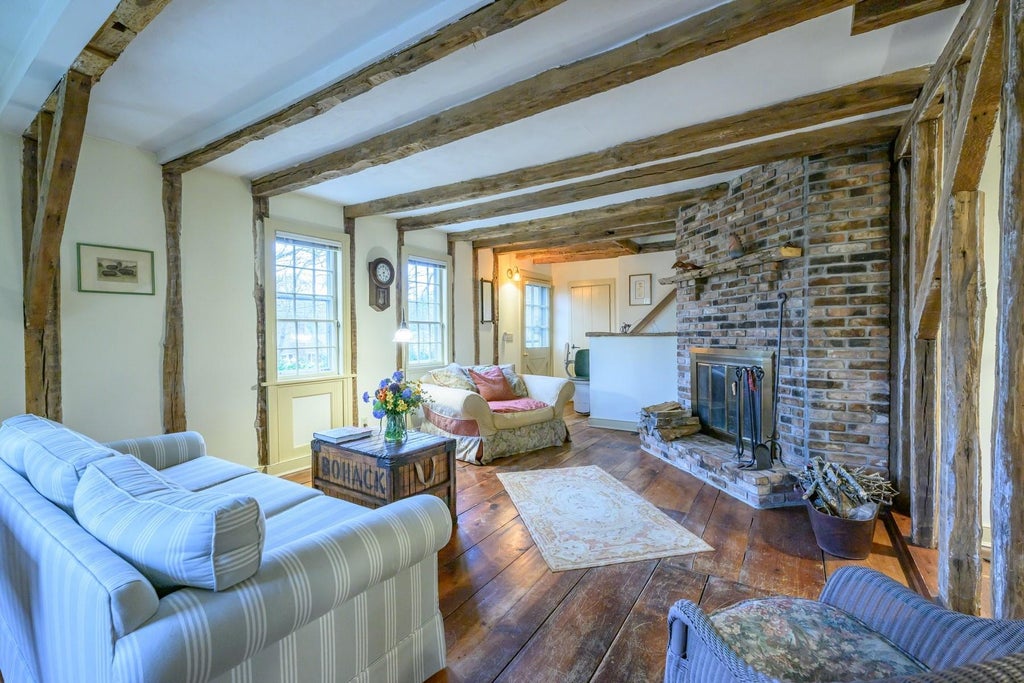 6 of 32 - 5050 Pequash Avenue, Cutchogue, NY