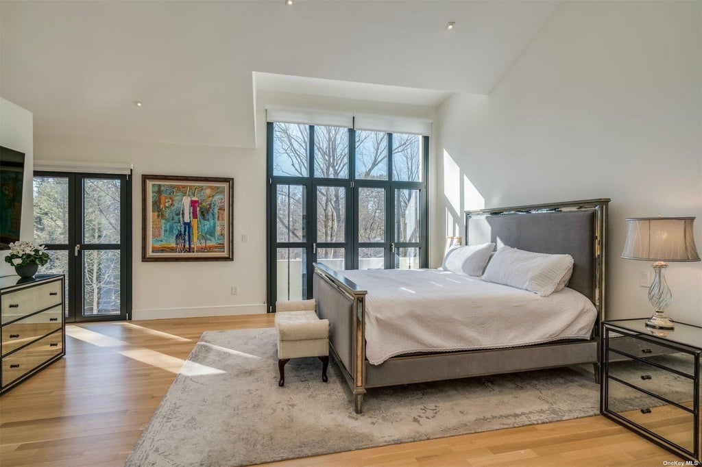16 of 35 - 8 Frost Creek Drive, Locust Valley, NY