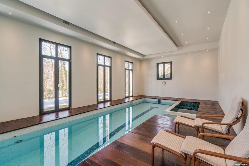 27 of 35 - 8 Frost Creek Drive, Locust Valley, NY
