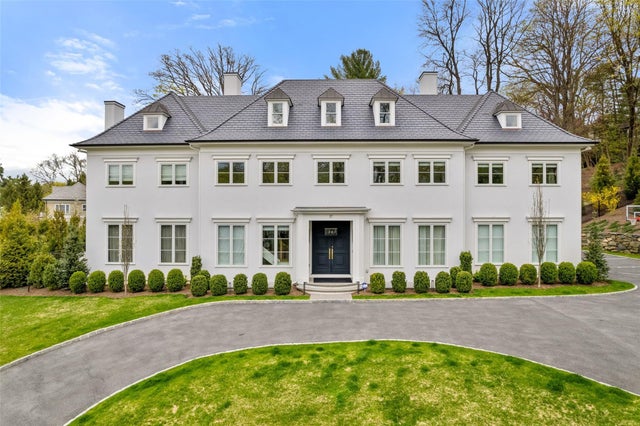 17 Oxford Road, Scarsdale