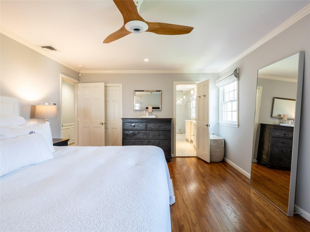 24 of 44 - 812 Hunt Lane, Manhasset, NY