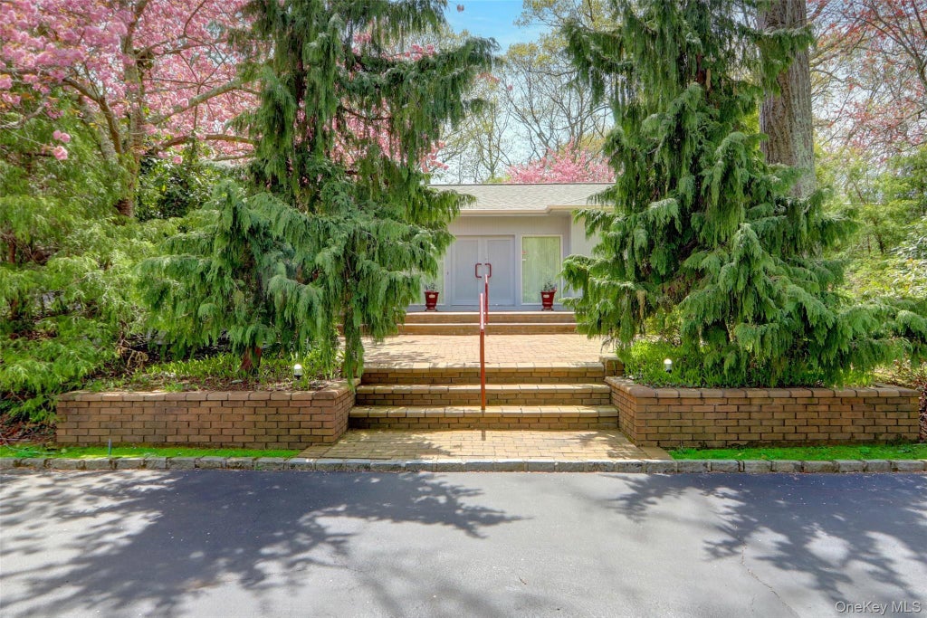 4 Old Homestead Road # 4, Port Jefferson