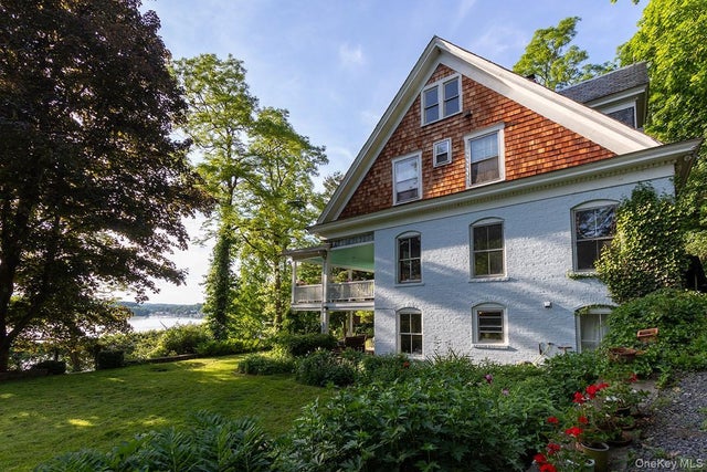 158 Greendale Road, Hudson