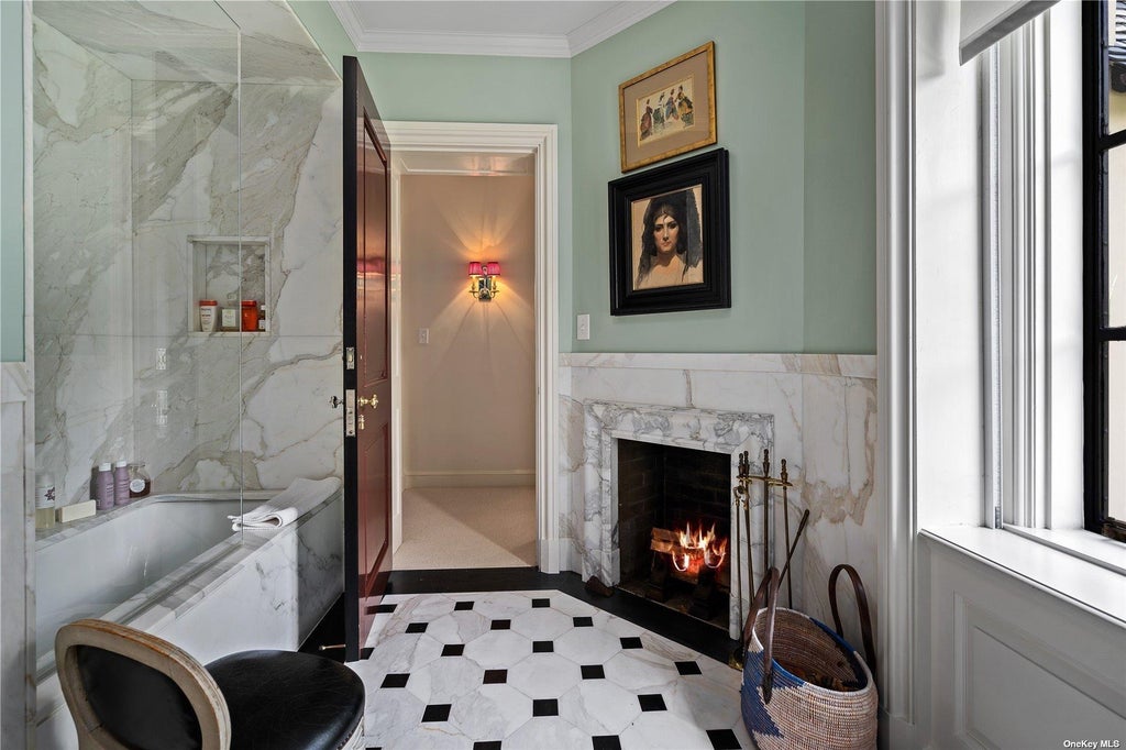 20 of 33 - 339 Duck Pond Road, Locust Valley, NY