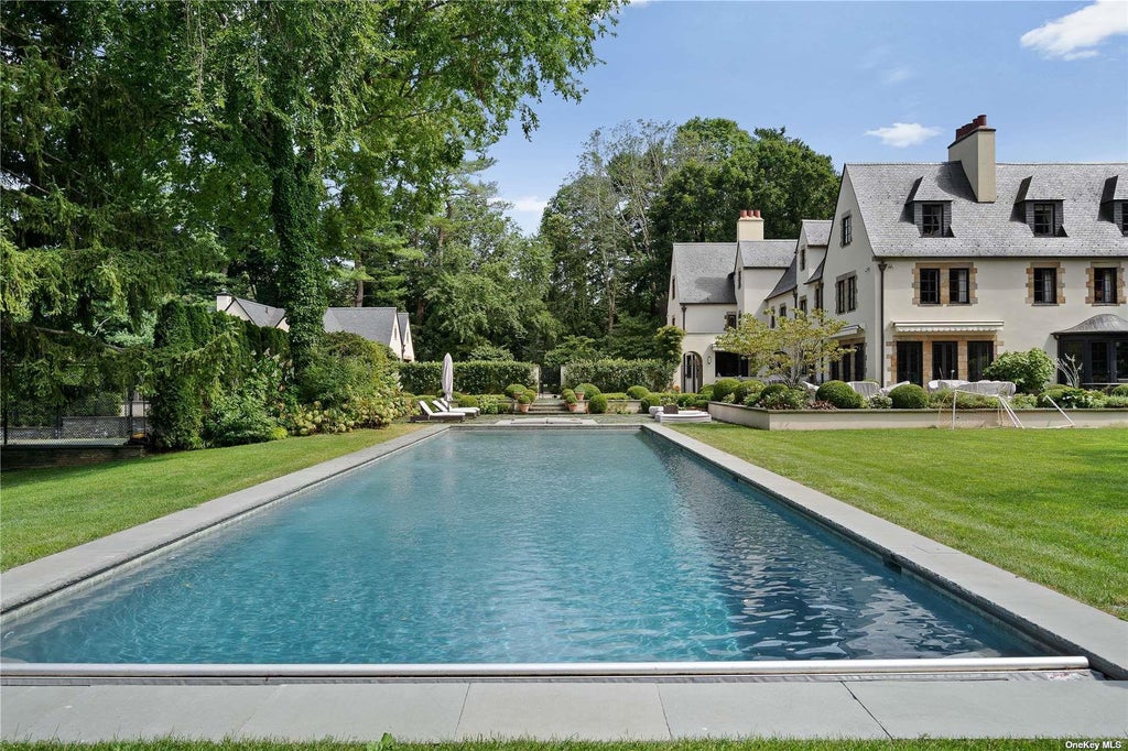 25 of 33 - 339 Duck Pond Road, Locust Valley, NY