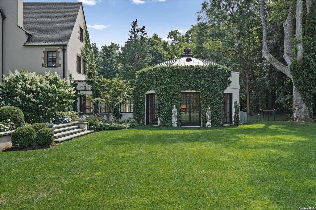 30 of 33 - 339 Duck Pond Road, Locust Valley, NY