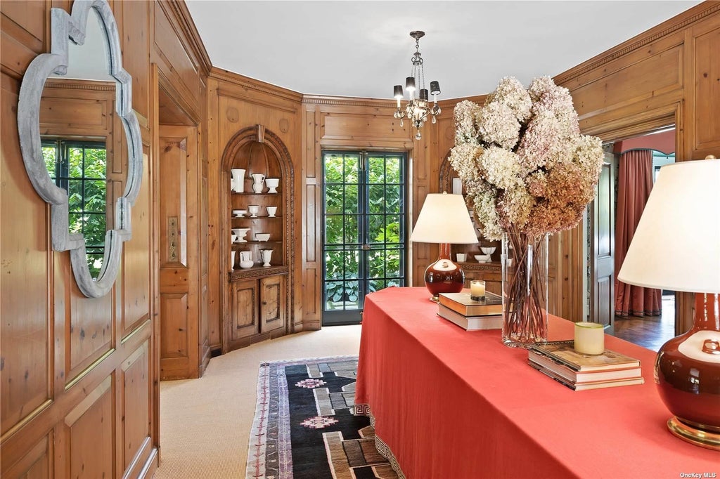 3 of 33 - 339 Duck Pond Road, Locust Valley, NY
