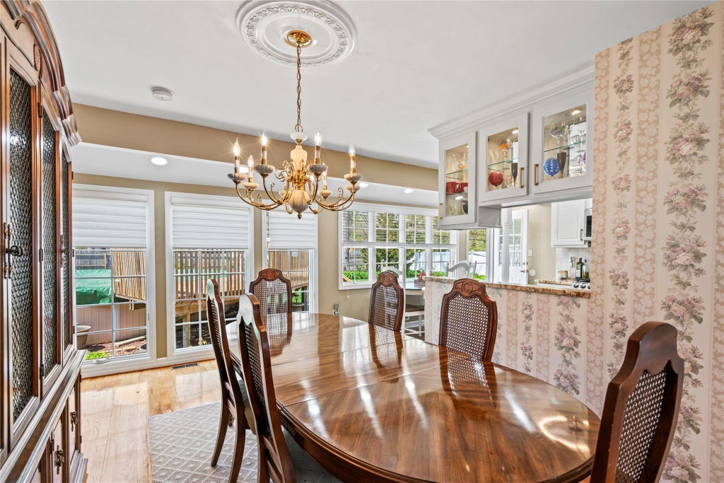 9 of 37 - 8 Raven Drive, Commack, NY
