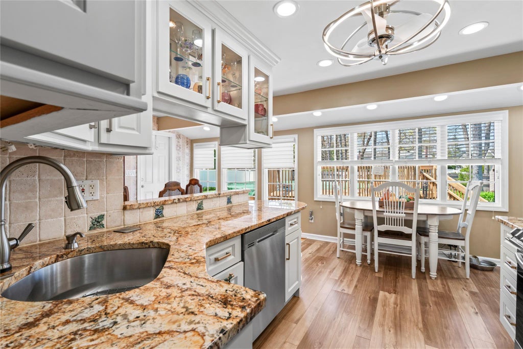 14 of 37 - 8 Raven Drive, Commack, NY