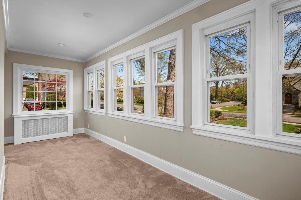 11 of 26 - 1075 Grant Avenue, Pelham, NY