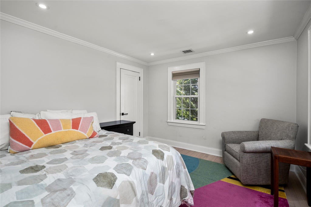 19 of 26 - 1075 Grant Avenue, Pelham, NY
