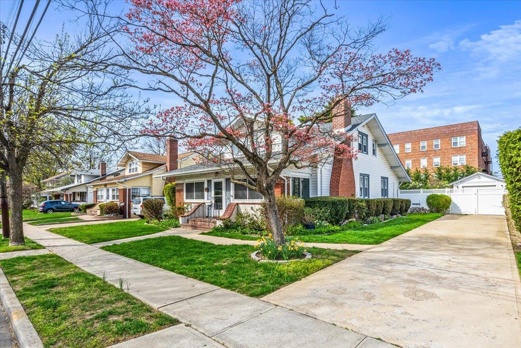1 of 39 - 707 Glover Place, Baldwin, NY