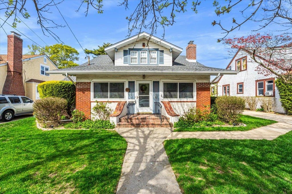 1 of 39 - 707 Glover Place, Baldwin, NY