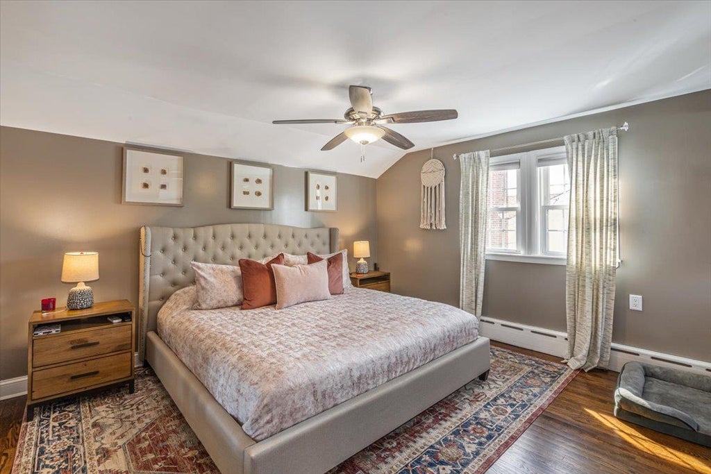 20 of 39 - 707 Glover Place, Baldwin, NY
