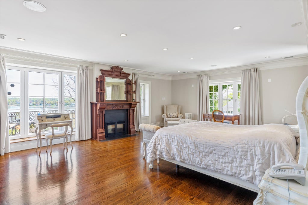 27 of 49 - 6b Blue Sea Lane, Great Neck, NY