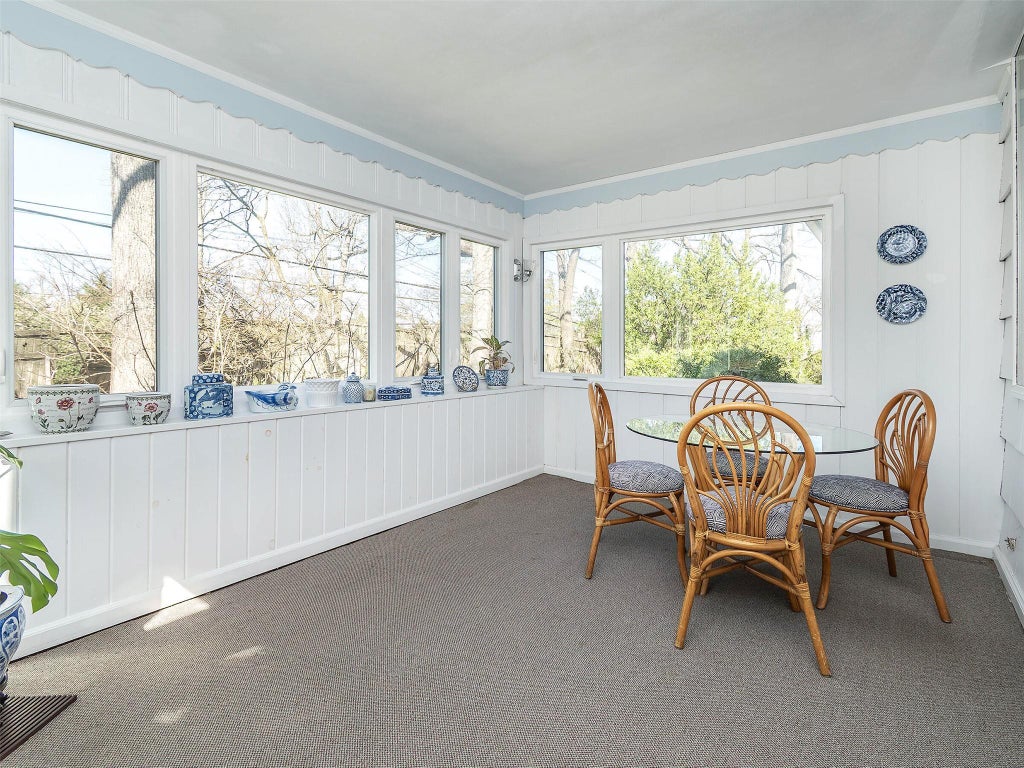 11 of 30 - 20 The Hemlocks, Roslyn Estates, NY